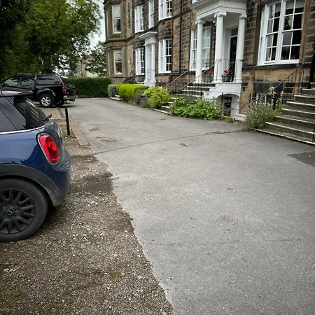 The Nook Central Harrogate Apartment With Parking Exterior photo